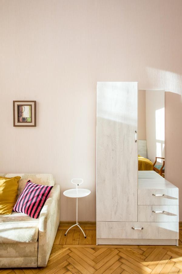 Hb Apartments Mari Brose Tiflis Exterior foto