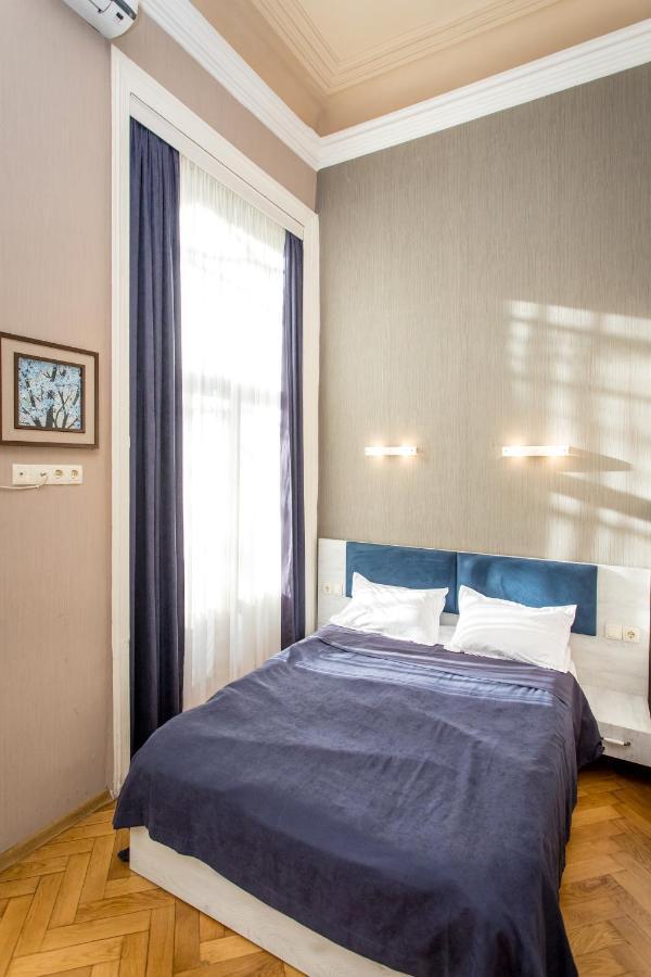 Hb Apartments Mari Brose Tiflis Exterior foto