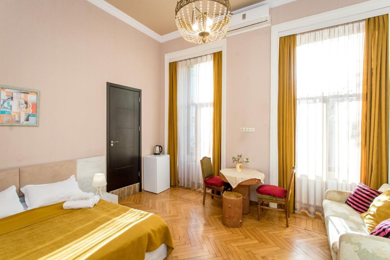 Hb Apartments Mari Brose Tiflis Exterior foto