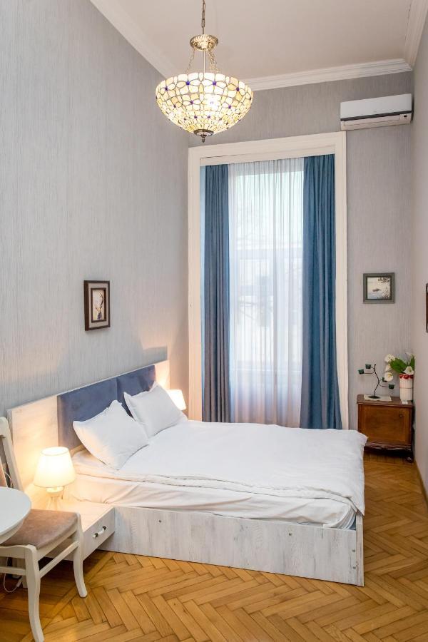 Hb Apartments Mari Brose Tiflis Exterior foto