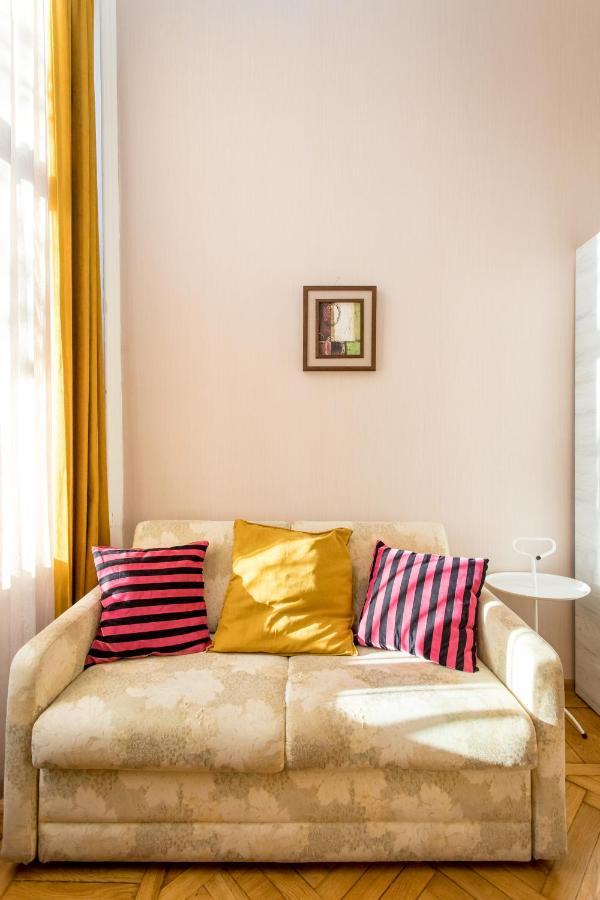 Hb Apartments Mari Brose Tiflis Exterior foto