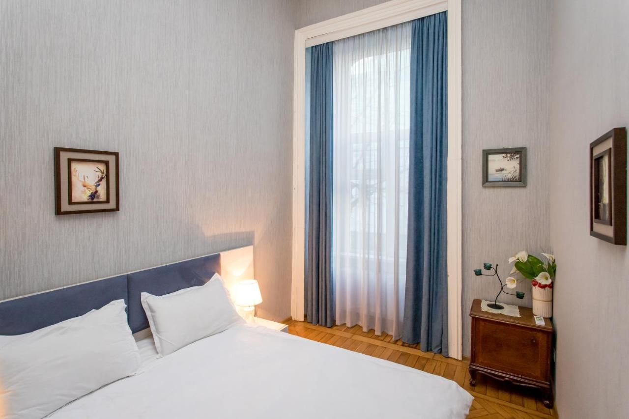 Hb Apartments Mari Brose Tiflis Exterior foto