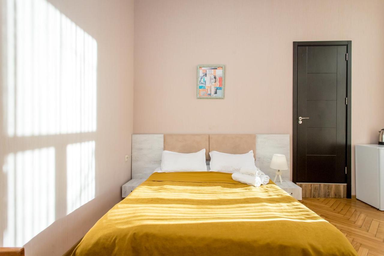 Hb Apartments Mari Brose Tiflis Exterior foto