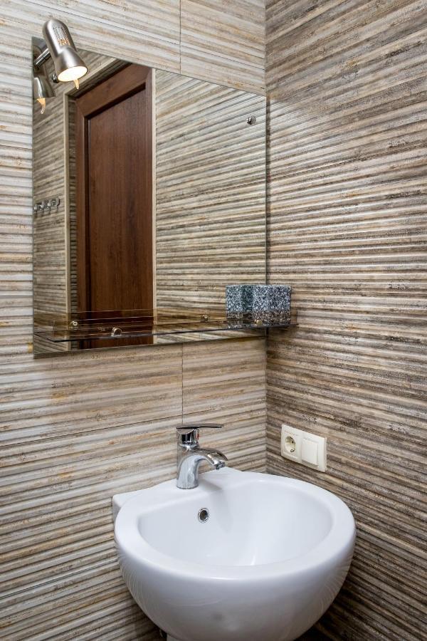Hb Apartments Mari Brose Tiflis Exterior foto
